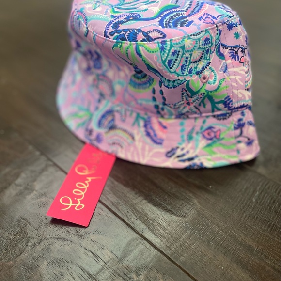 Women’s Purple Lilly Pulitzer Lilac Freesia Mermaid Printed Bucket Hat One Size - Picture 10 of 10